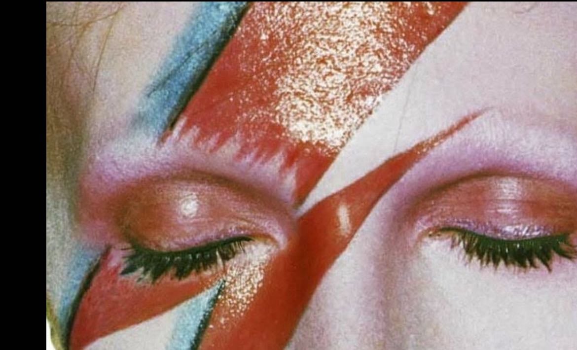 David Bowie - ♡⋆。‧˚