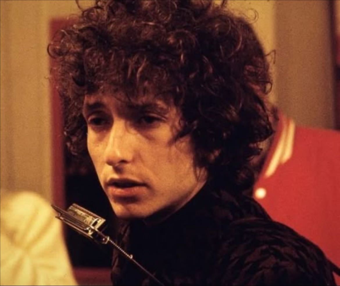 ✦ Bob Dylan