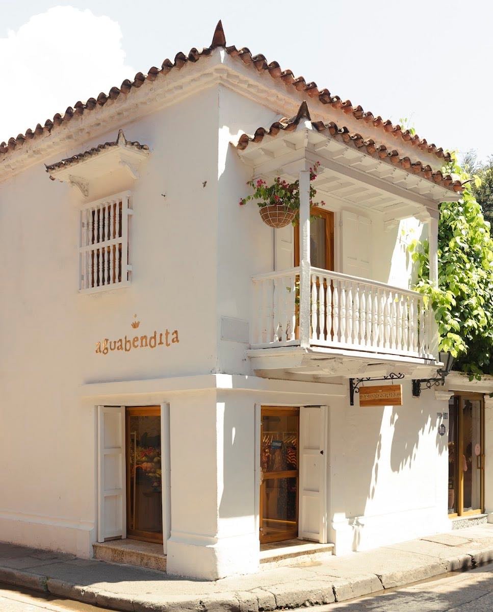 Agua Bendita - Centro Histórico - Los mejores bikinis, y ropa de playa para comprar