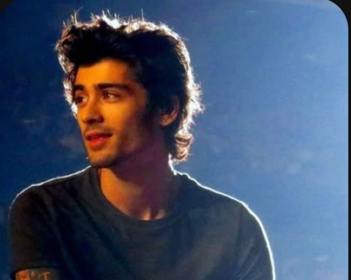 Fav Zayn songs! - Music hypelist by 𝓢𝓪𝓻𝓪𝓱 ❯❯❯❯❯