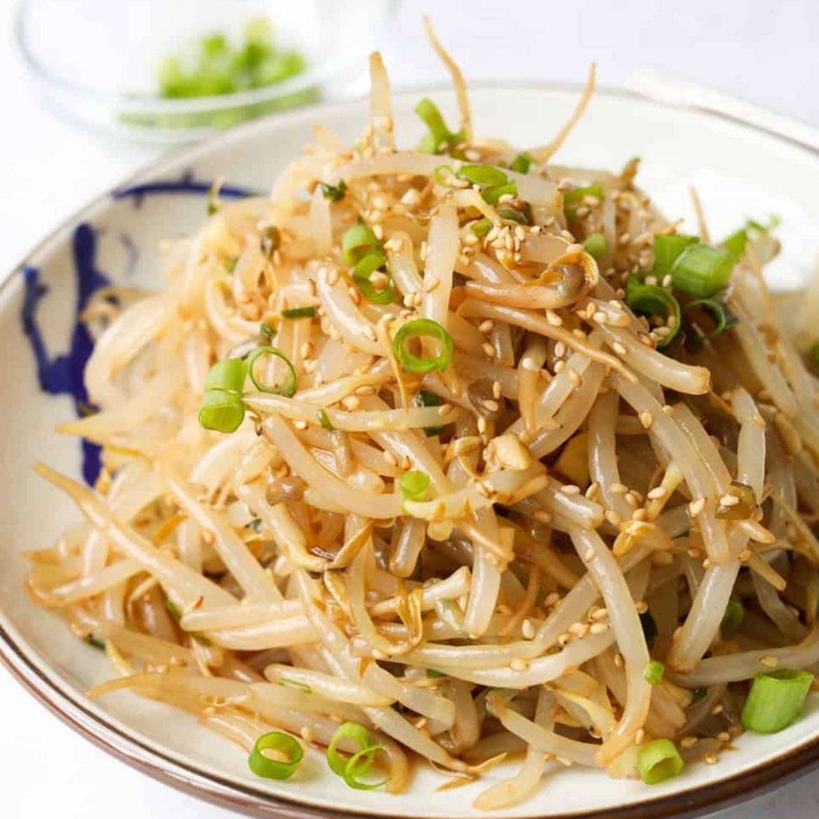 Beansprout appitizer