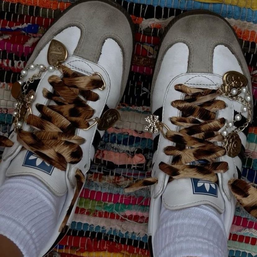 Shoes sharms - 👟✨🔖👼🏻