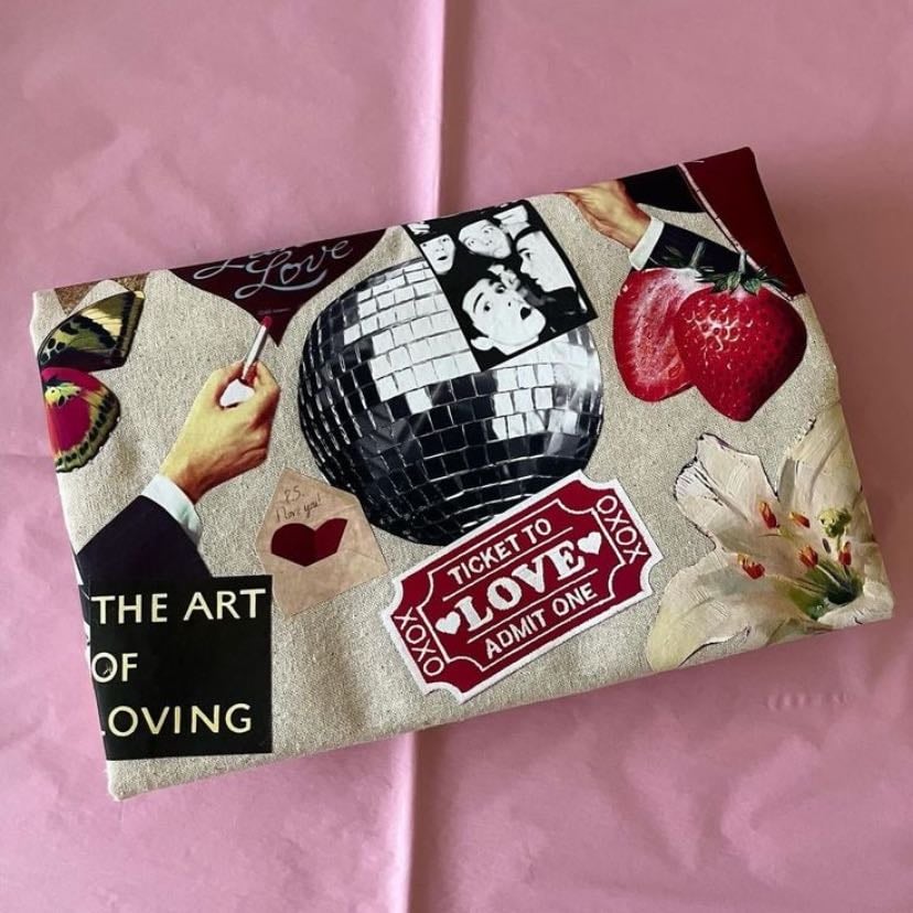 Aesthetic gift wrapping - 🎁