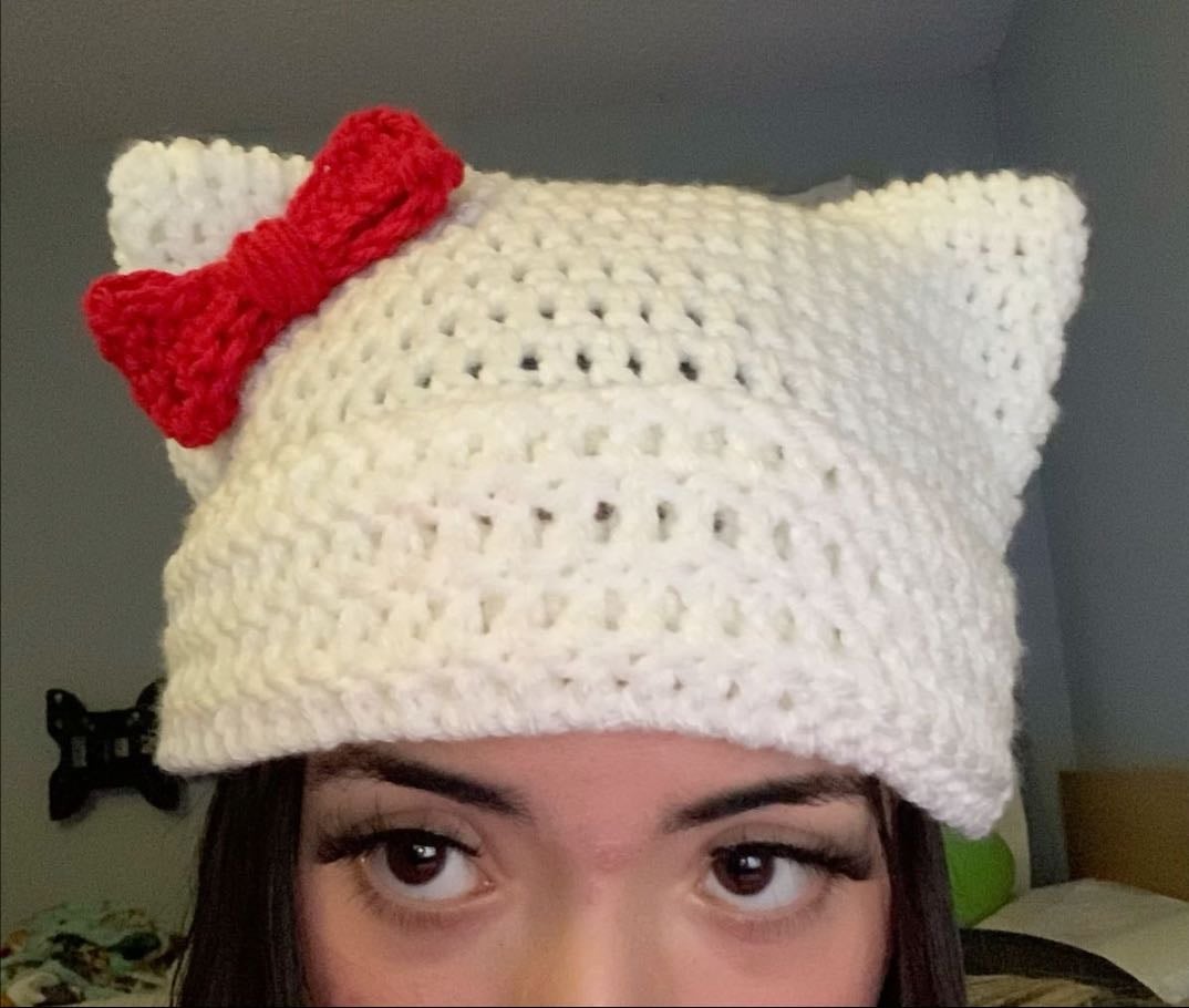 hello kitty hat