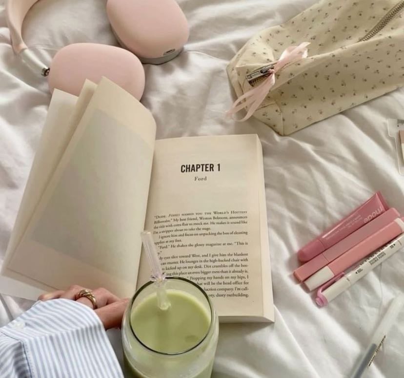 Reading the best escapes🪐
