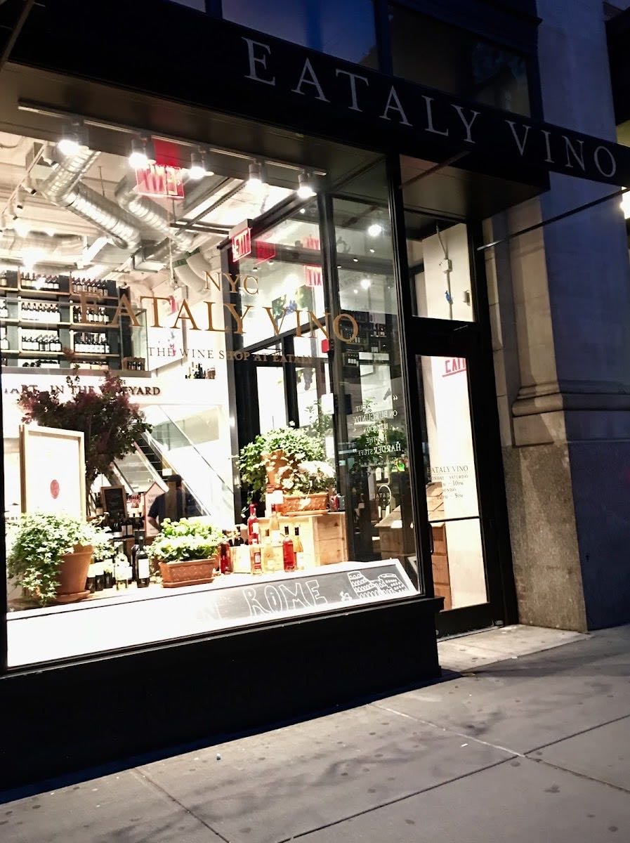 Eataly NYC Flatiron - Italian food market
