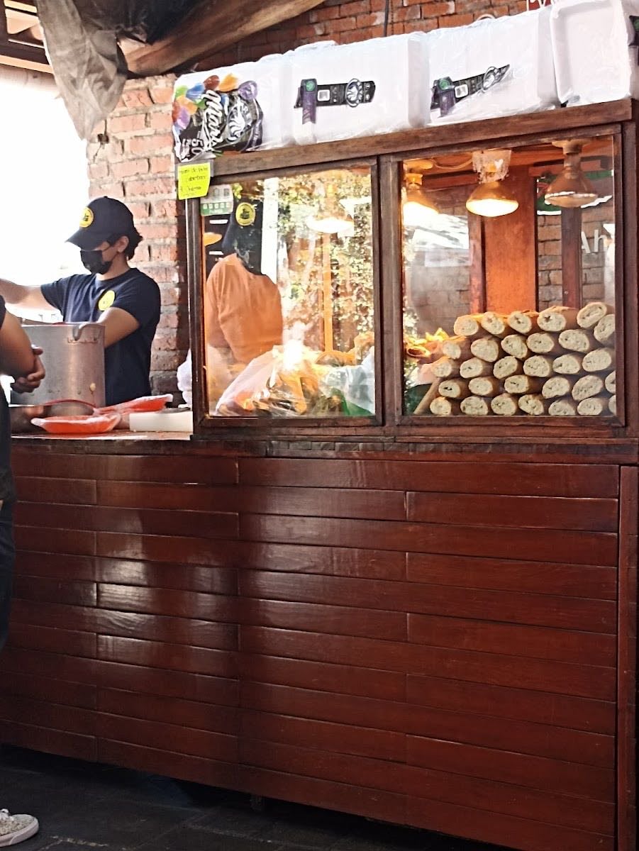 Clement's - Tortas Ahogadas