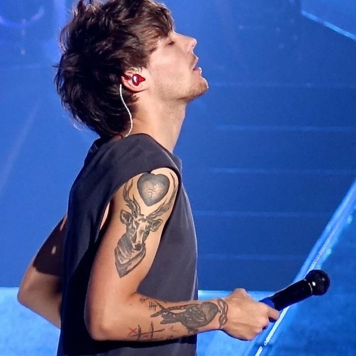 Frat boy louis!