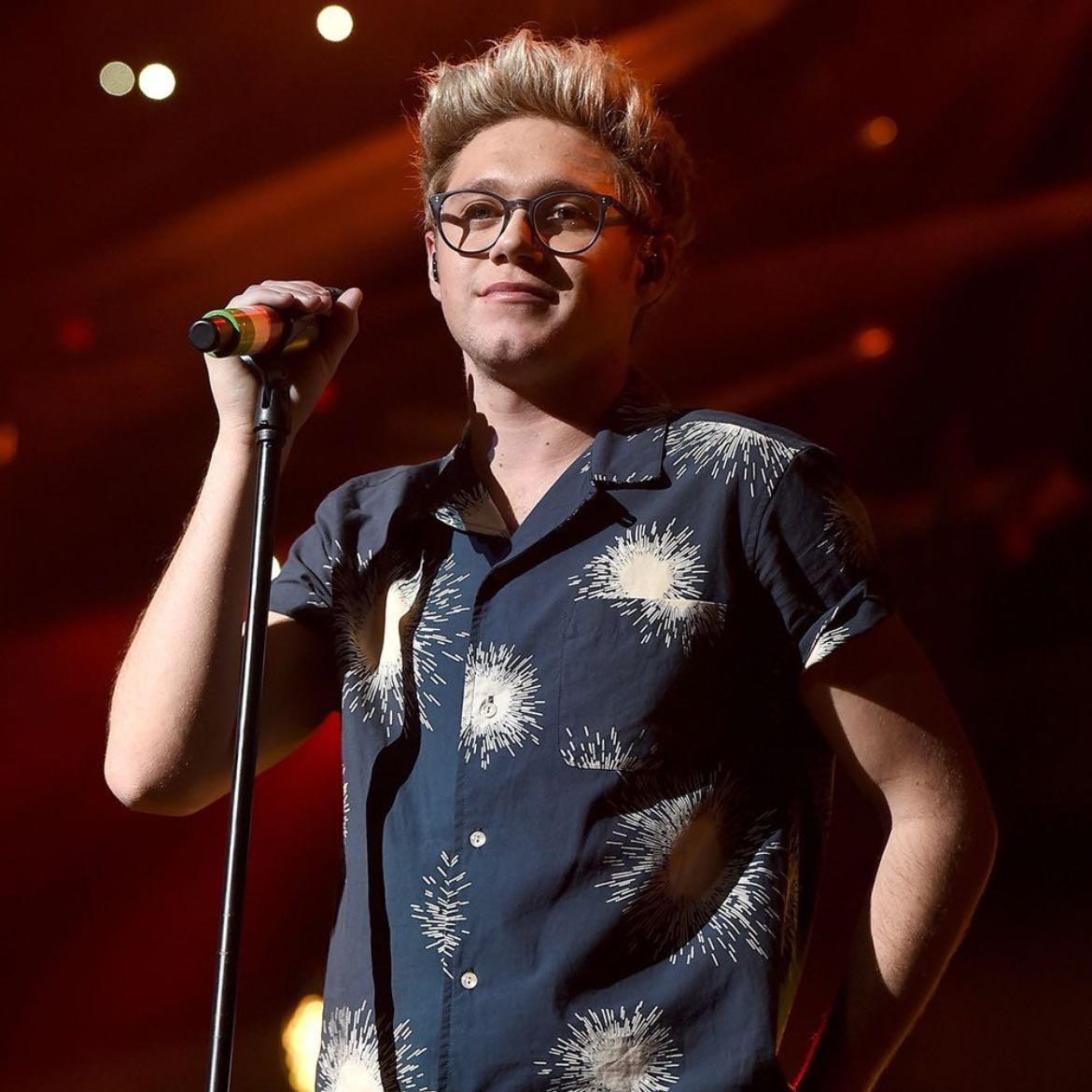 Glasses niall!