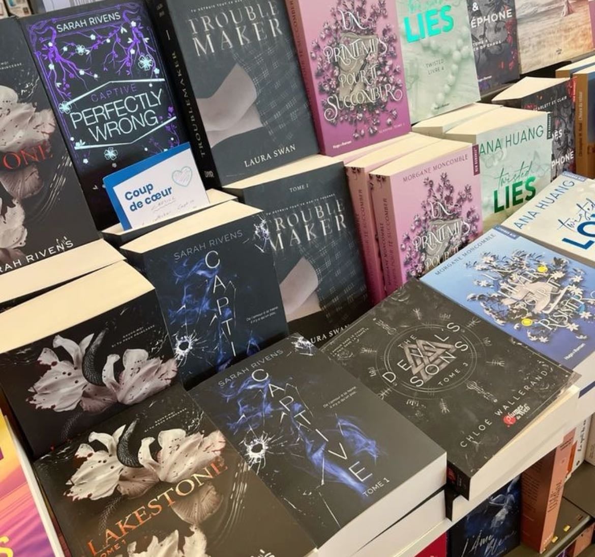 Books - Books hypelist by Melyna NININAHAZWE