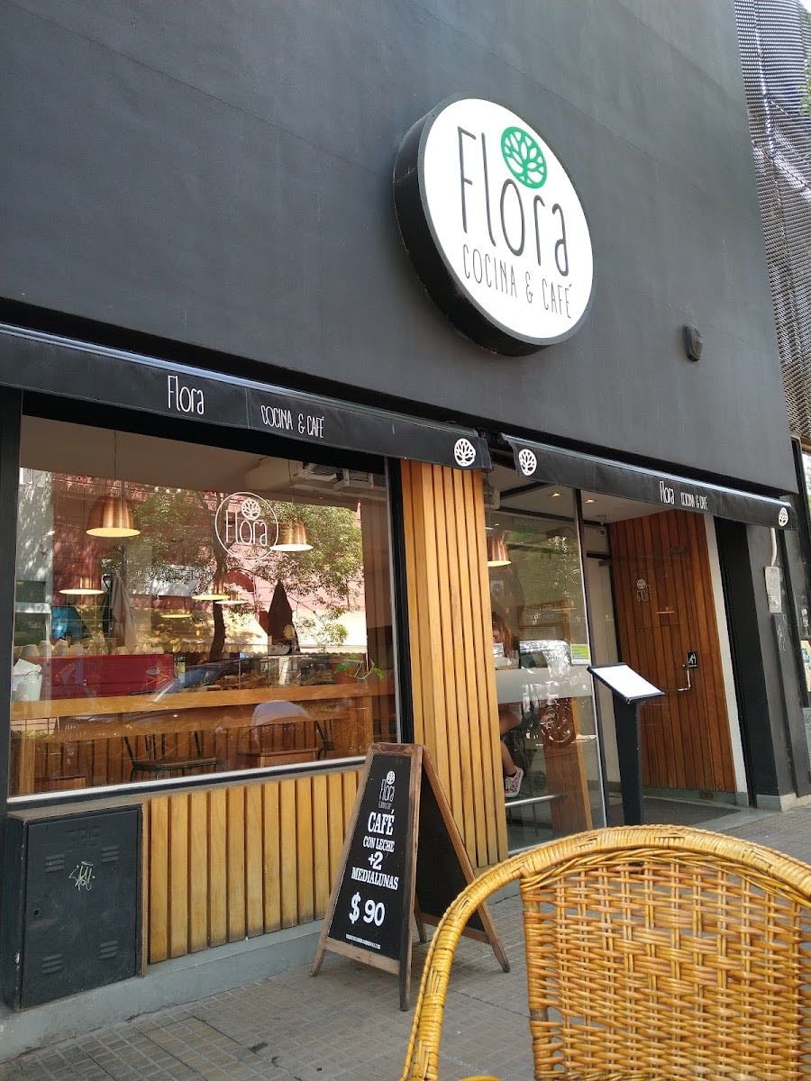 Flora Cocina & Café