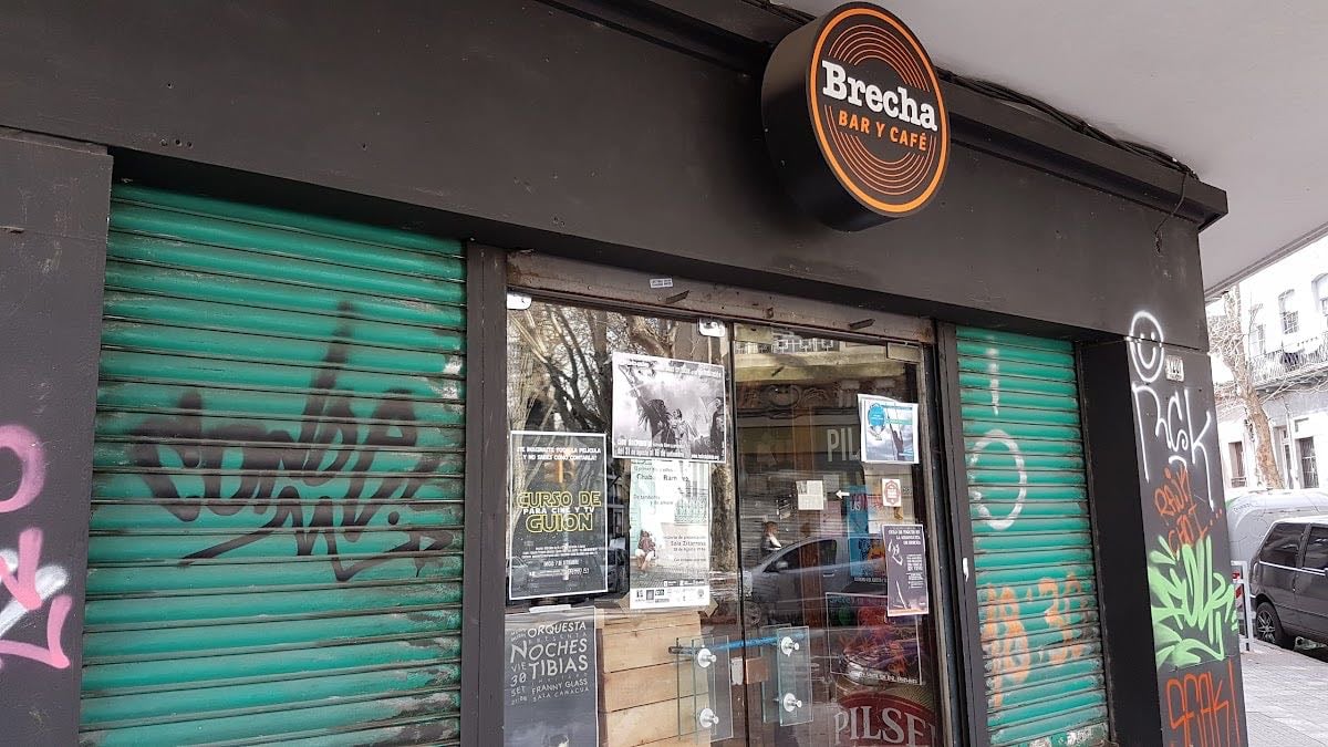 Brecha Bar y Cafe - casero económico y del pueblo 💌