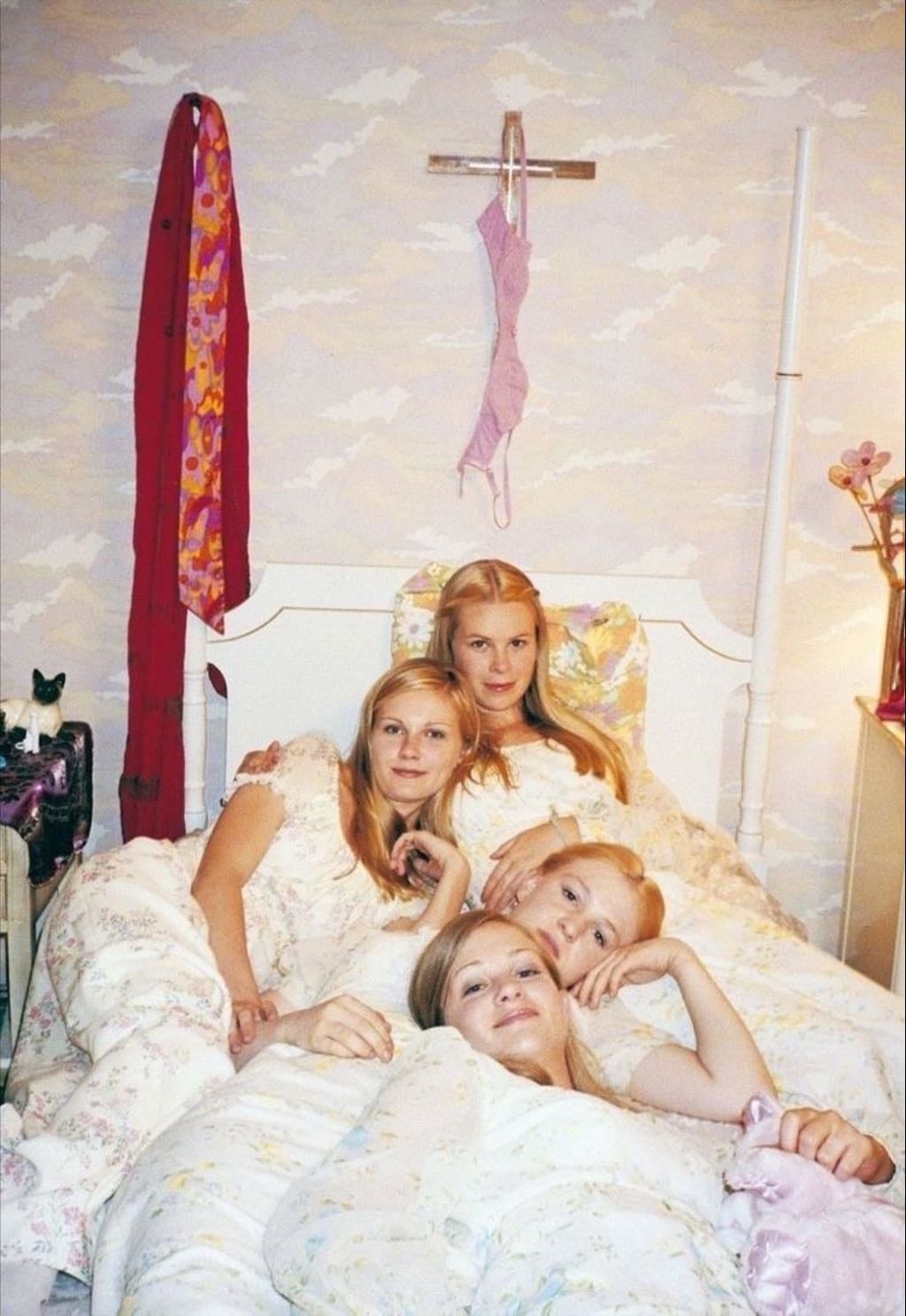 The Virgin Suicides - Sofia Coppola · 2000