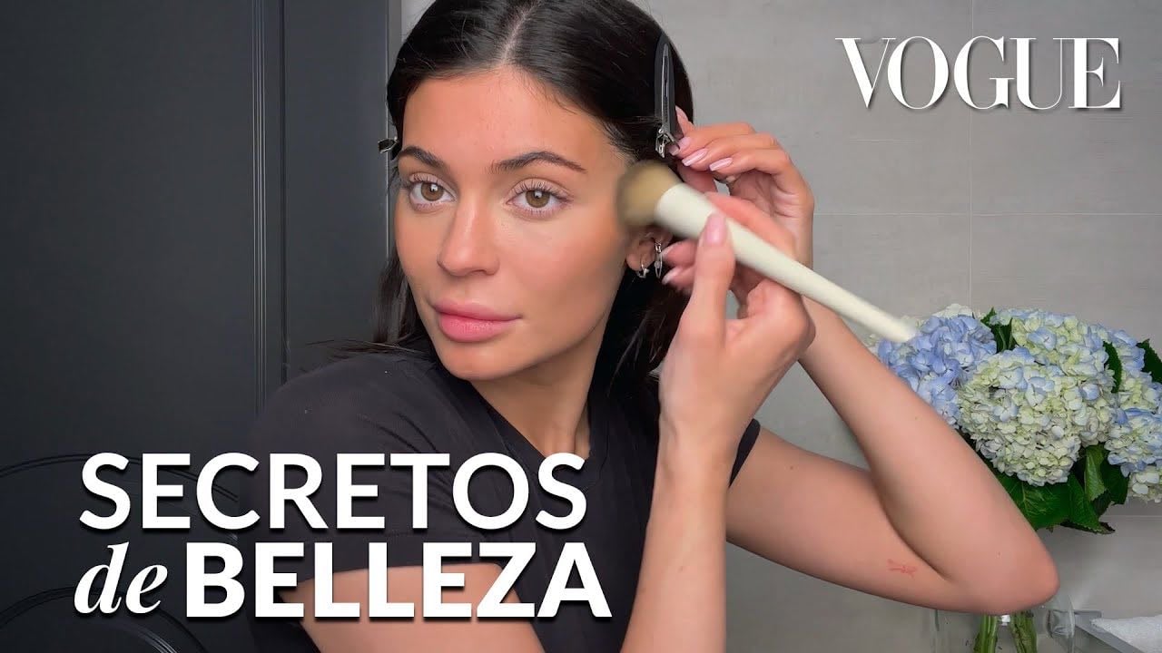 kylie jenner latte/natural makeup | vogue latam - YouTube
