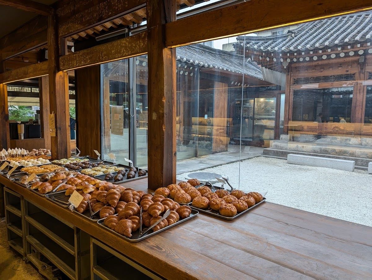 Cafe Onion Anguk