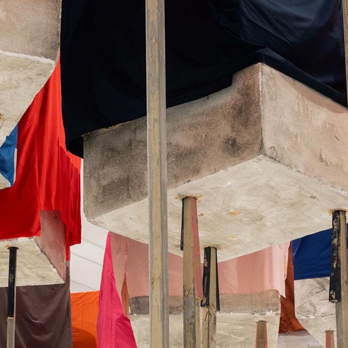 PHYLLIDA BARLOW. RIG: UNTITLED; BLOCKS WHAT IF WOMEN RULED THE WORLD? Part 4