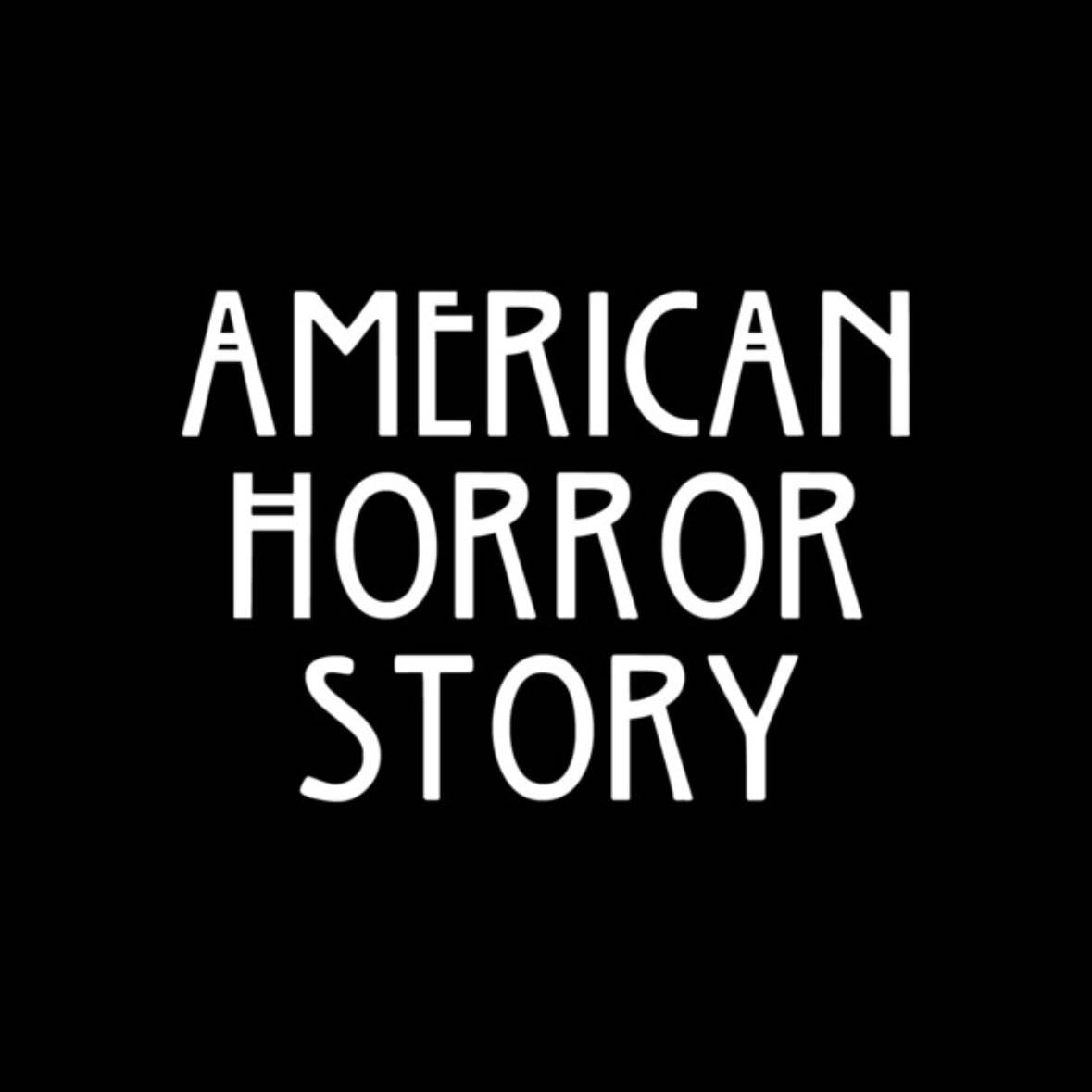 American Horror Story - Ryan Murphy, Brad Falchuk · 2011