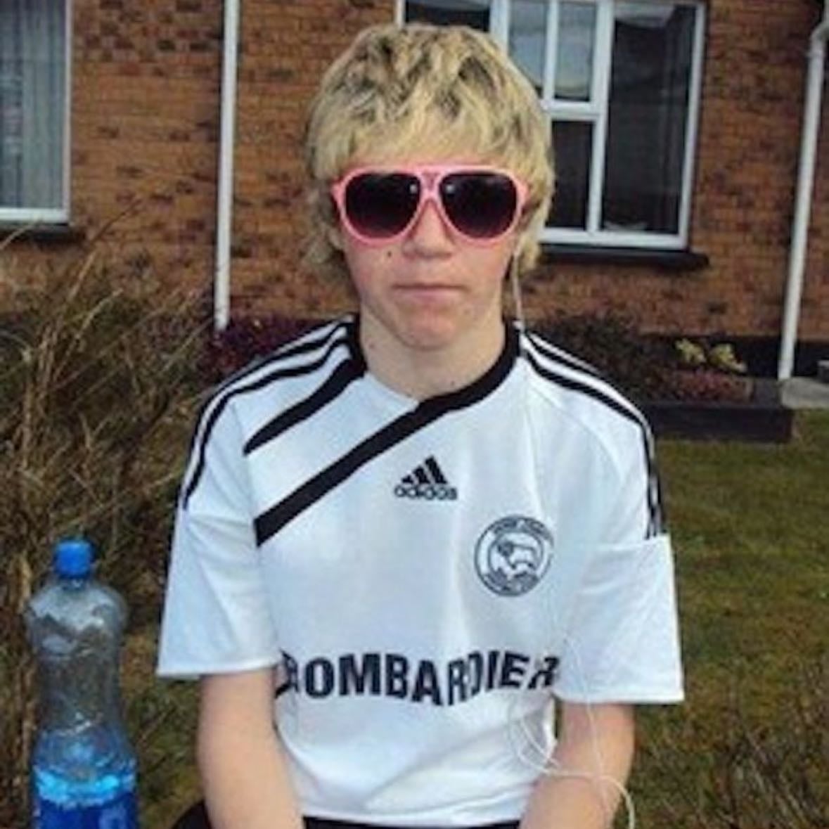 TEEN NIALL