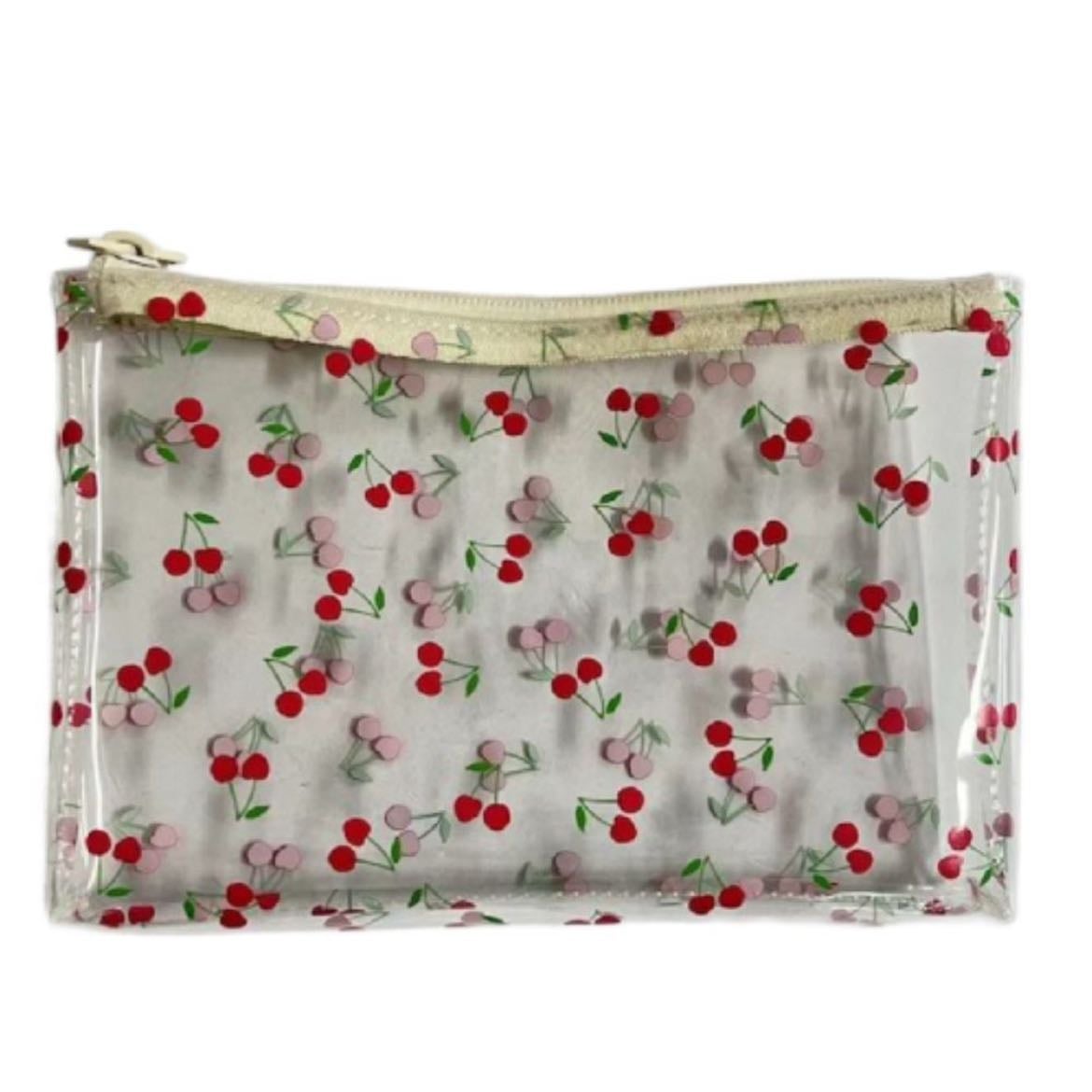 I thought you might like this! Hurry, because it might sell out quick! https://us.brandymelville.com/products/hearts-makeup-bag-4