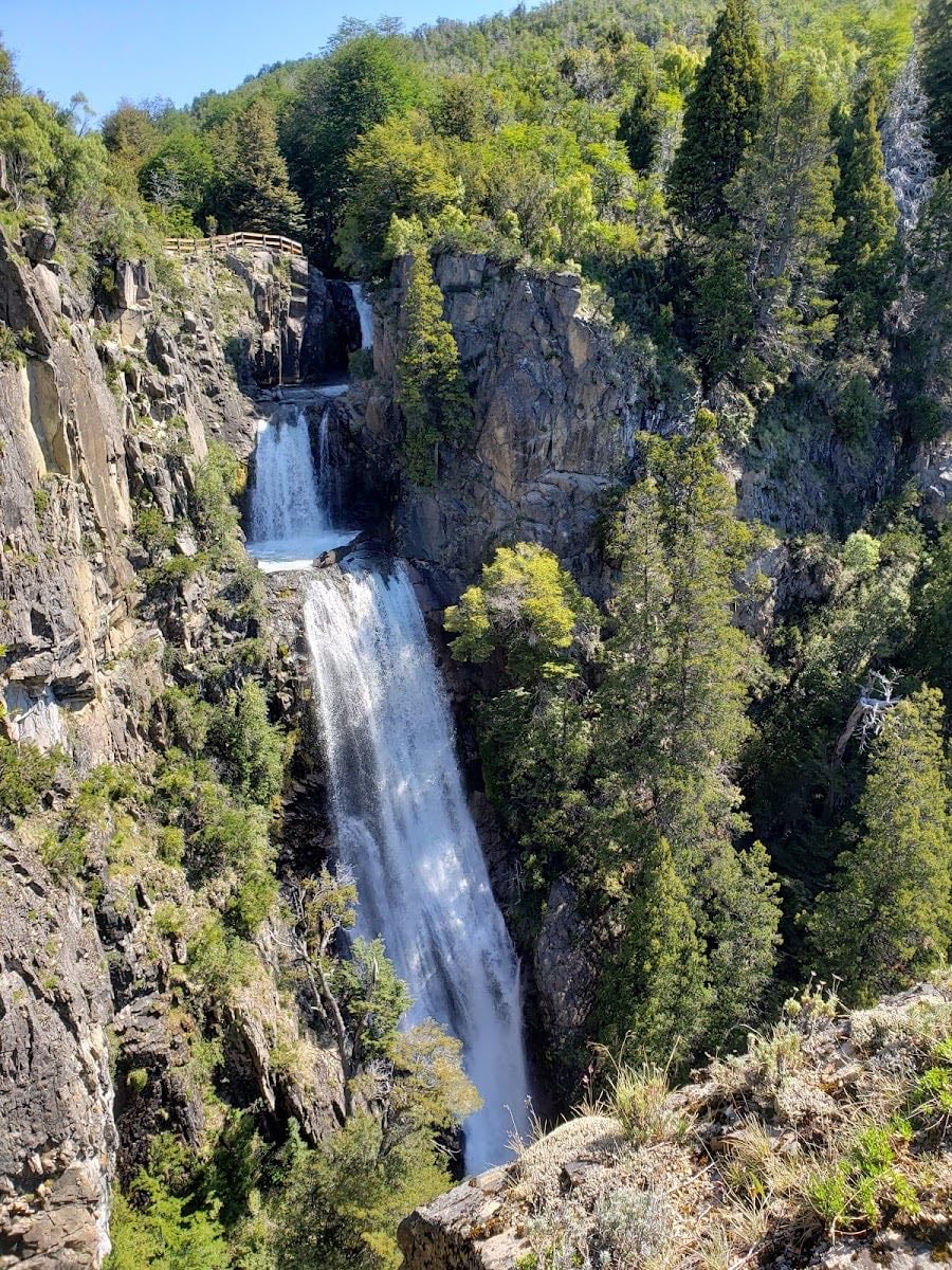 Cascada Los Césares