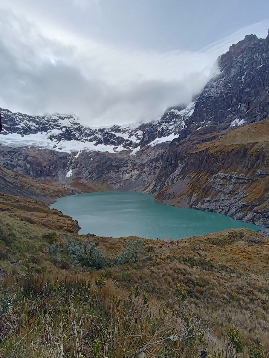 Laguna amarilla