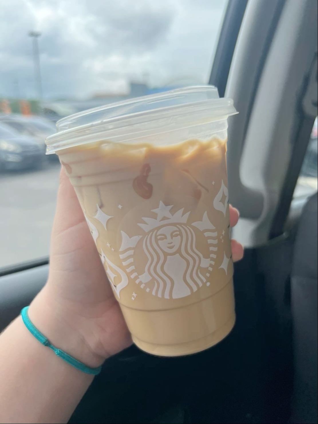 iced vainilla latte - from starbucks or any other 🤠