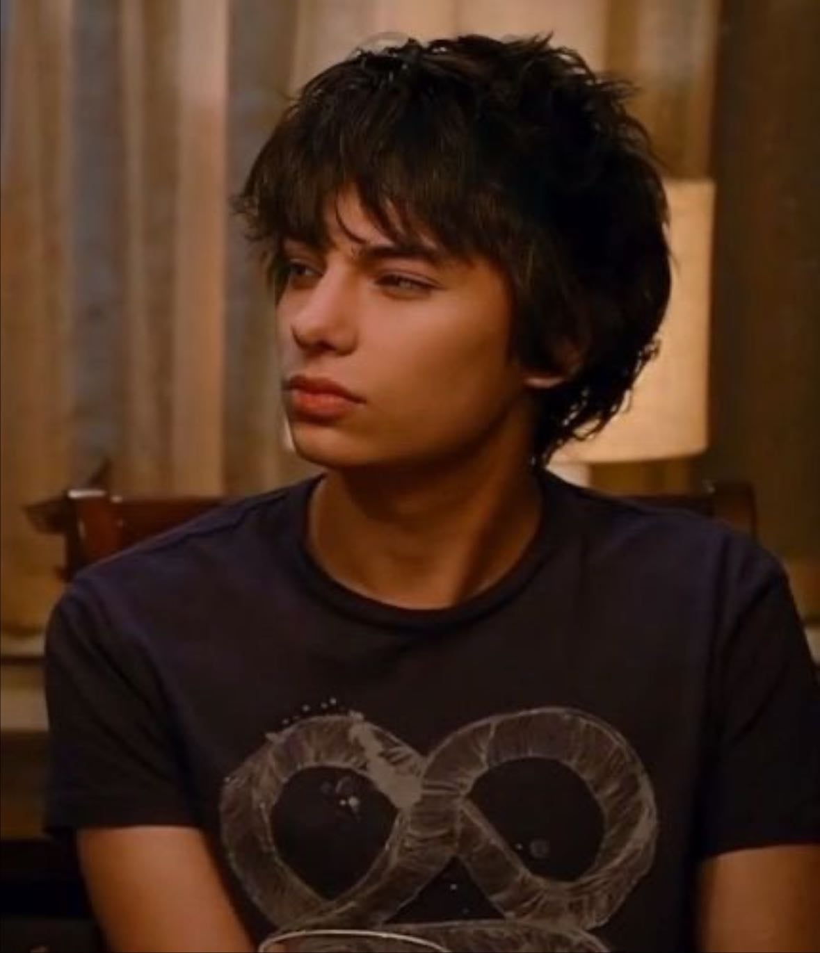 devon bostick - more spesifically rodrick heffley
