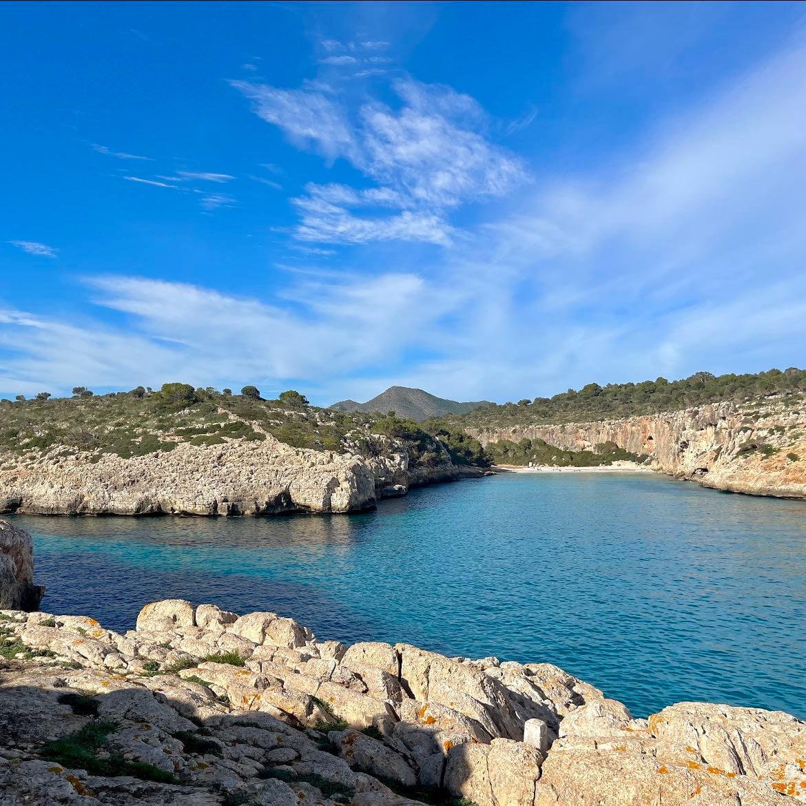Excursión Cales de Mallorca - Cala Bota- Cala Virgili- Cala Pilota- Cala Magraner. Fácil (3-4h)