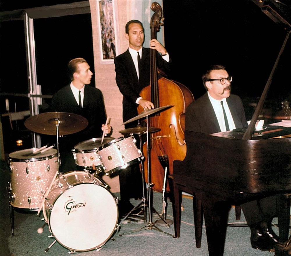 Vince Guaraldi Trio - Artist