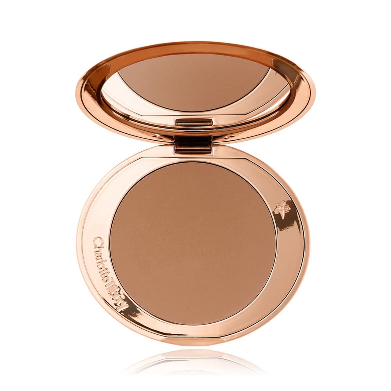 Charlotte Tilbury • Airbrush Bronzer - Matte bronzer to give a brilliant sun-kissed goddess effect.