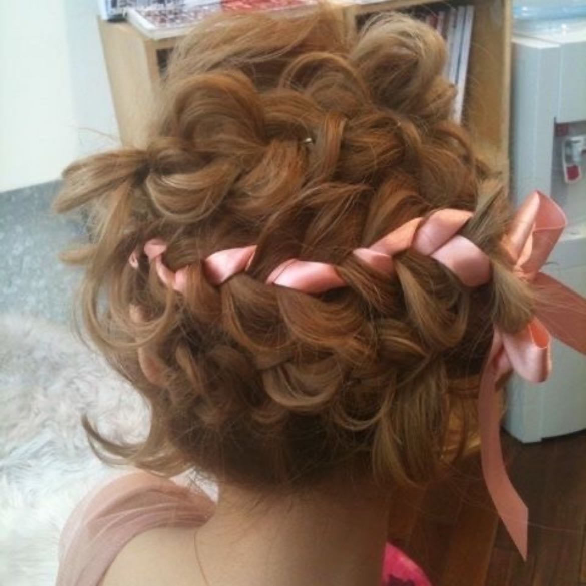 this ribbon bun