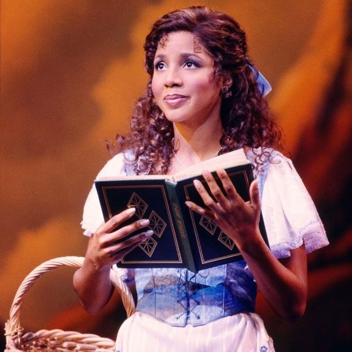 belle (beauty & the beast)