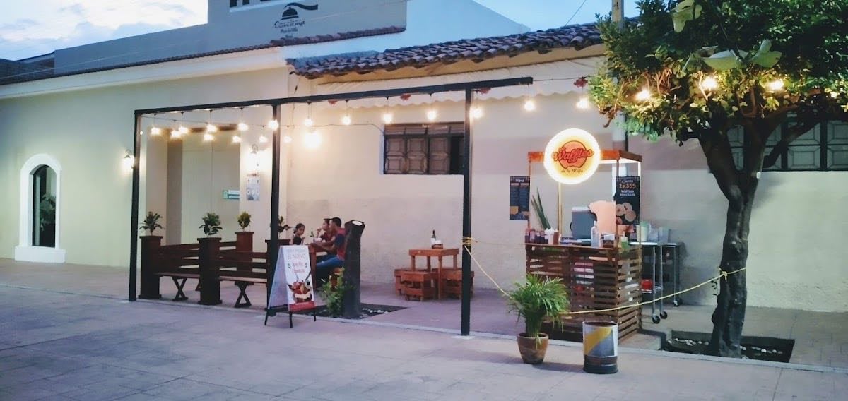 Café Colima, Waffles, Postres · Los Waffles de la Villa