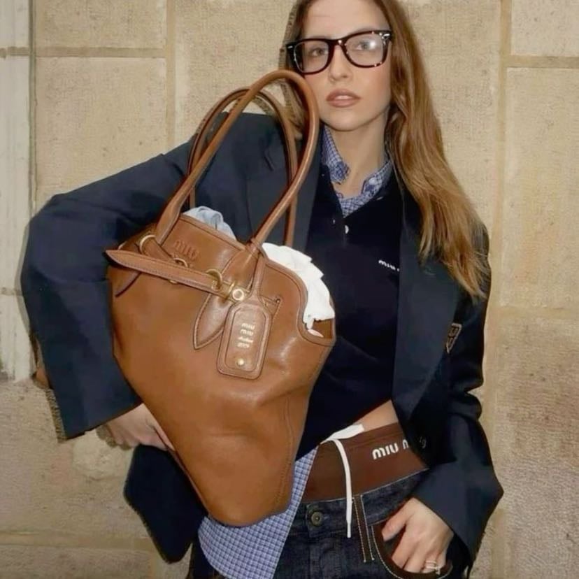 Aventure leather tote - Miu miu