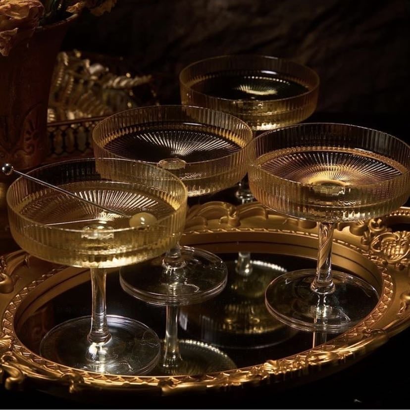 Vintage glassware - I adore the green ones