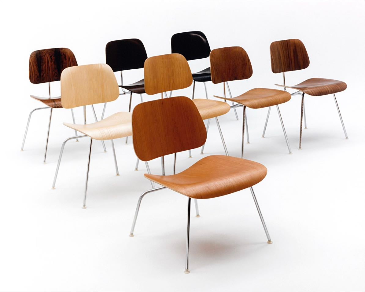molded plywood chair - Charles and Ray Eames, Herman miller
