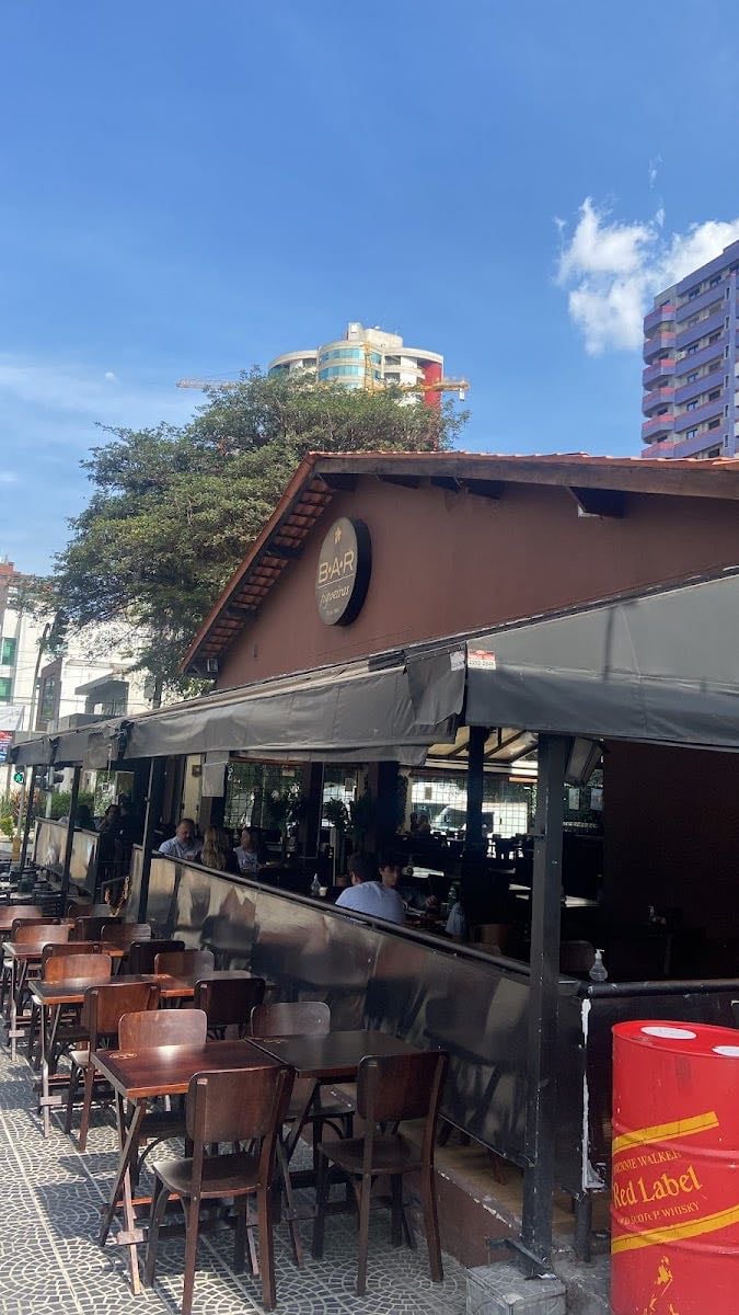 Bar Figueiras - meio caro, bom pra ir com os papis
só tem velho