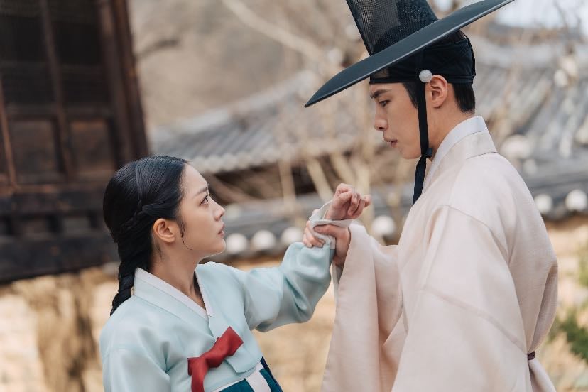🇰🇷 Dear Hongrang - NETFLIX · 11 ep · 2025 · Drama/Romance