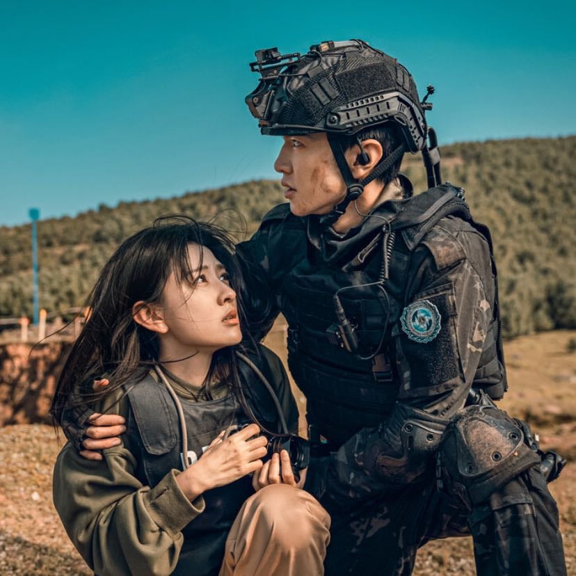 🇨🇳 The White Olive Tree - IQIYI · 38 ep · 2025 · Drama/Militar