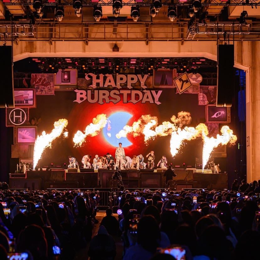 SEVENTEEN B-DAY Party: Burst Stage - WEVERSE · 2025 · Concert