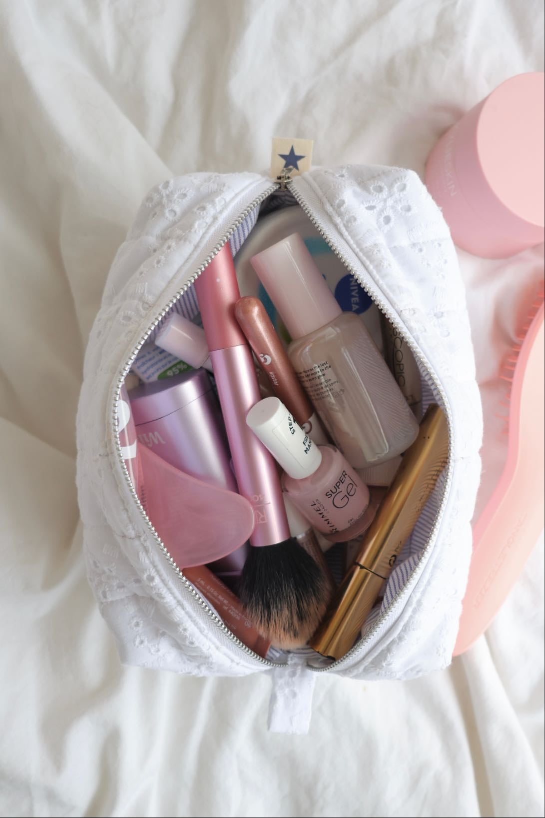pouch