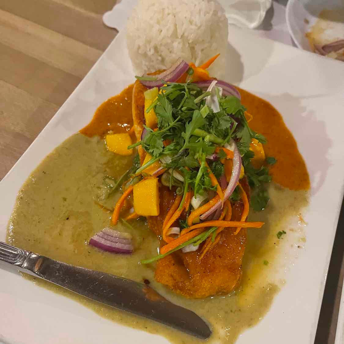 mango blackened salmon - thai restaurant right next to holiday inn @ berkeley
