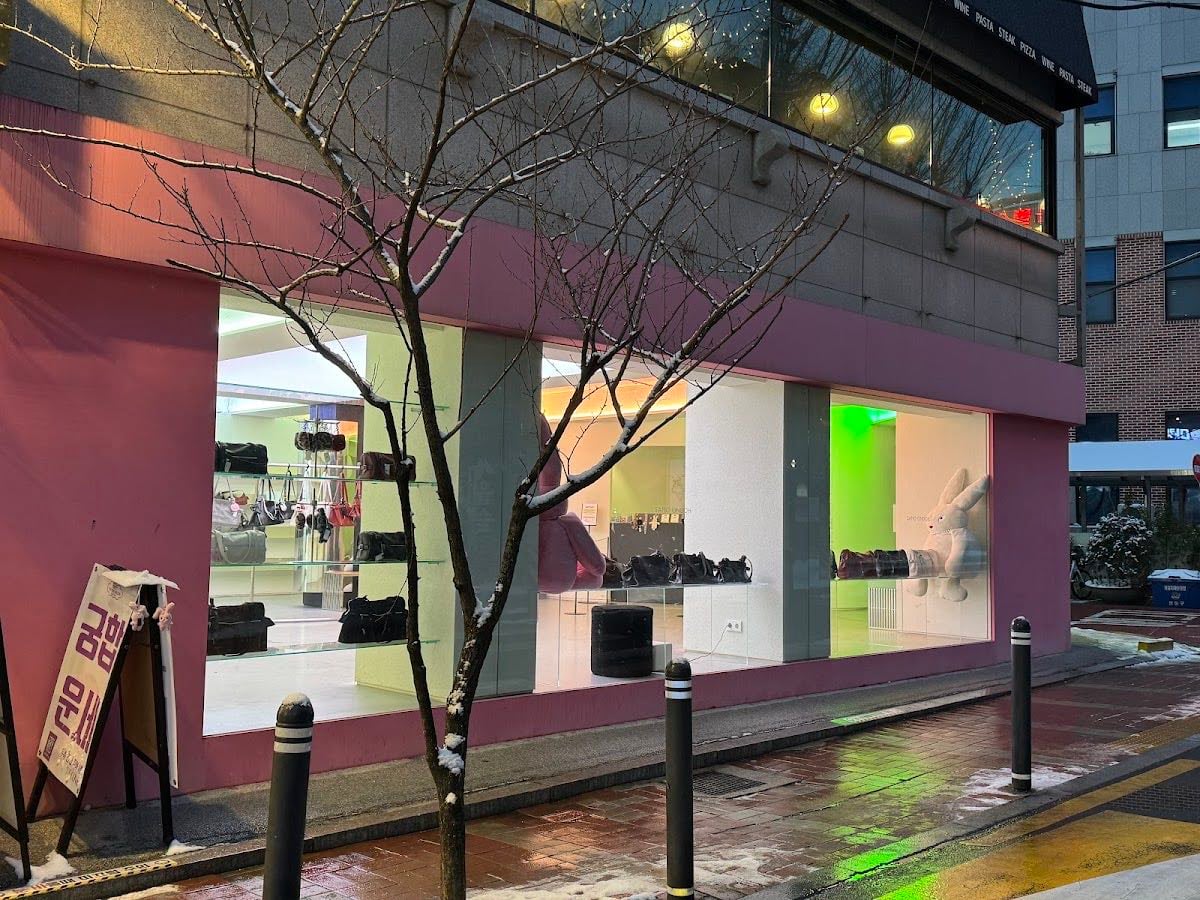 SAMO ONDOH Flagship Store