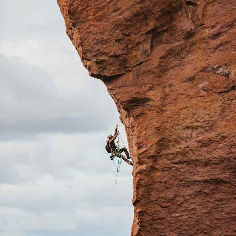 Escalar - Es una actividad que produce mucha adrenalina 🧗♀️🎀💕
