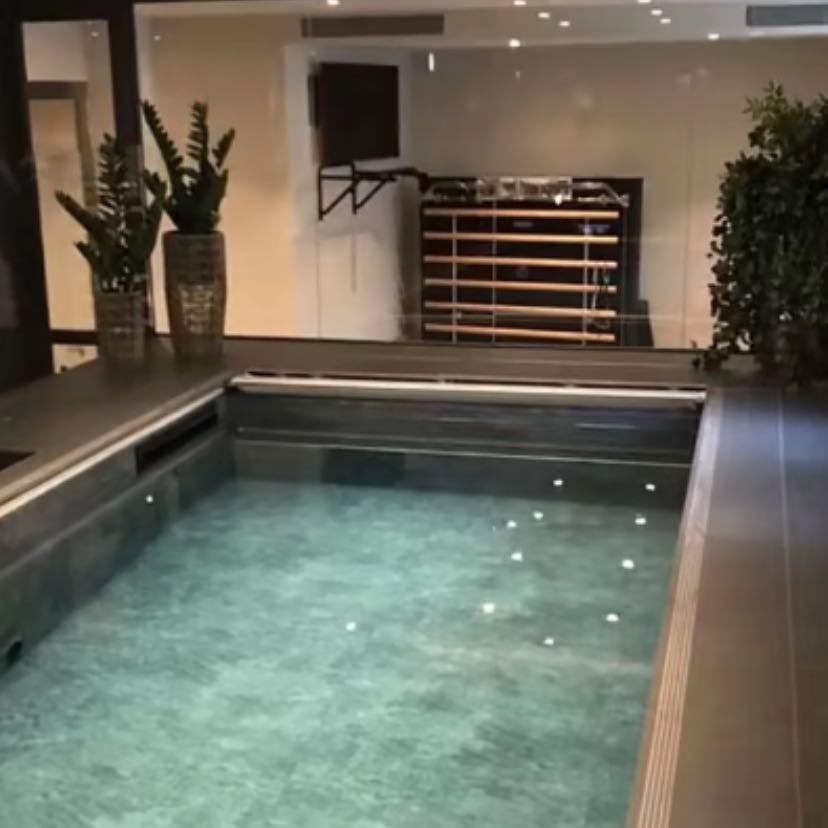 Indoor swimming pool