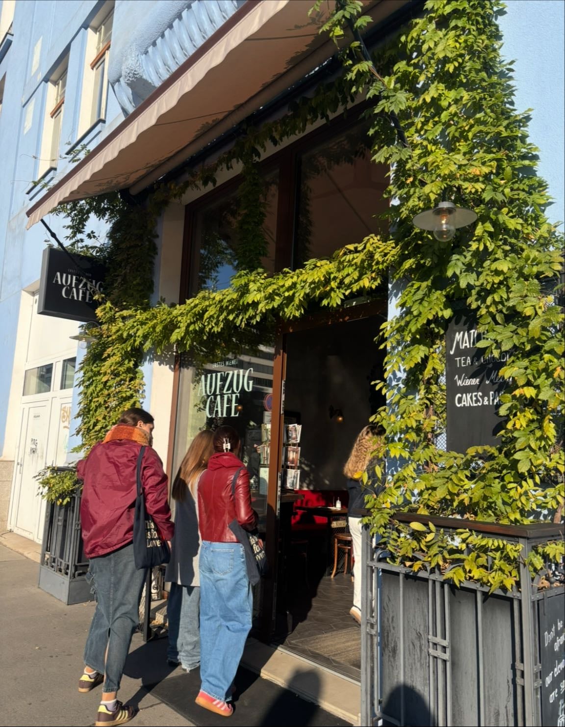 Aufzug Café
