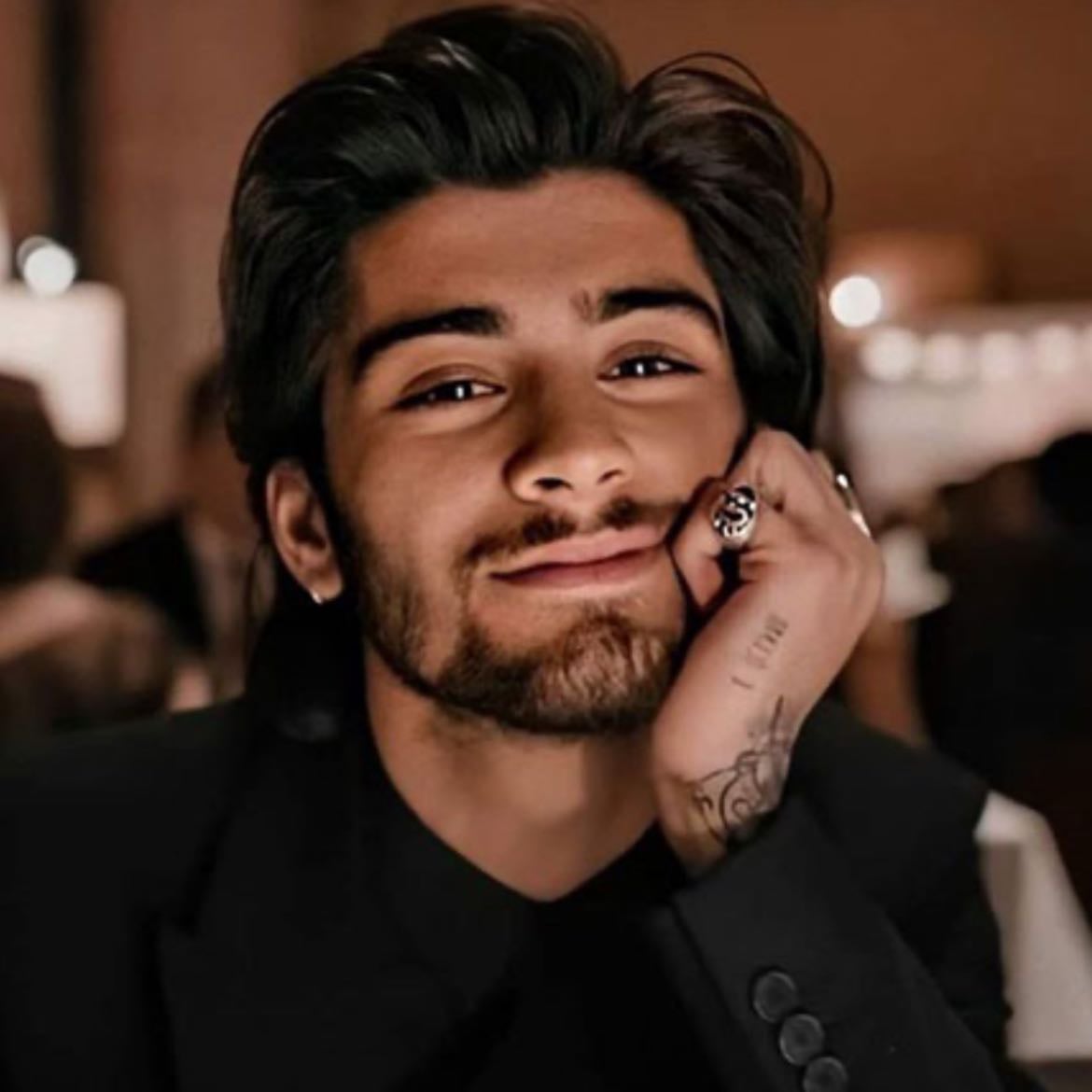 His aesthetic smile on night changes