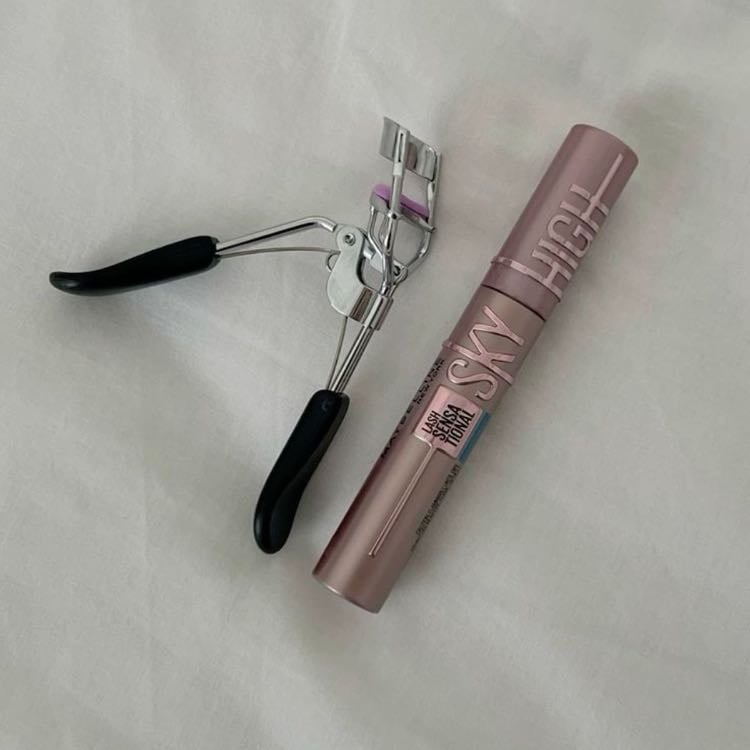 Maybelline - sky high