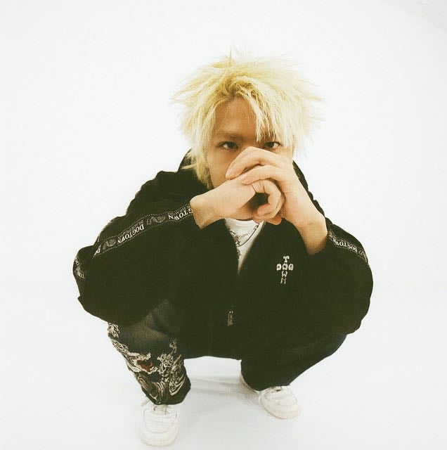 BENXNI - Artist
Si os gusta la cultura japonesa, os gustará a este ser tan majestuoso, tan top sus rolas