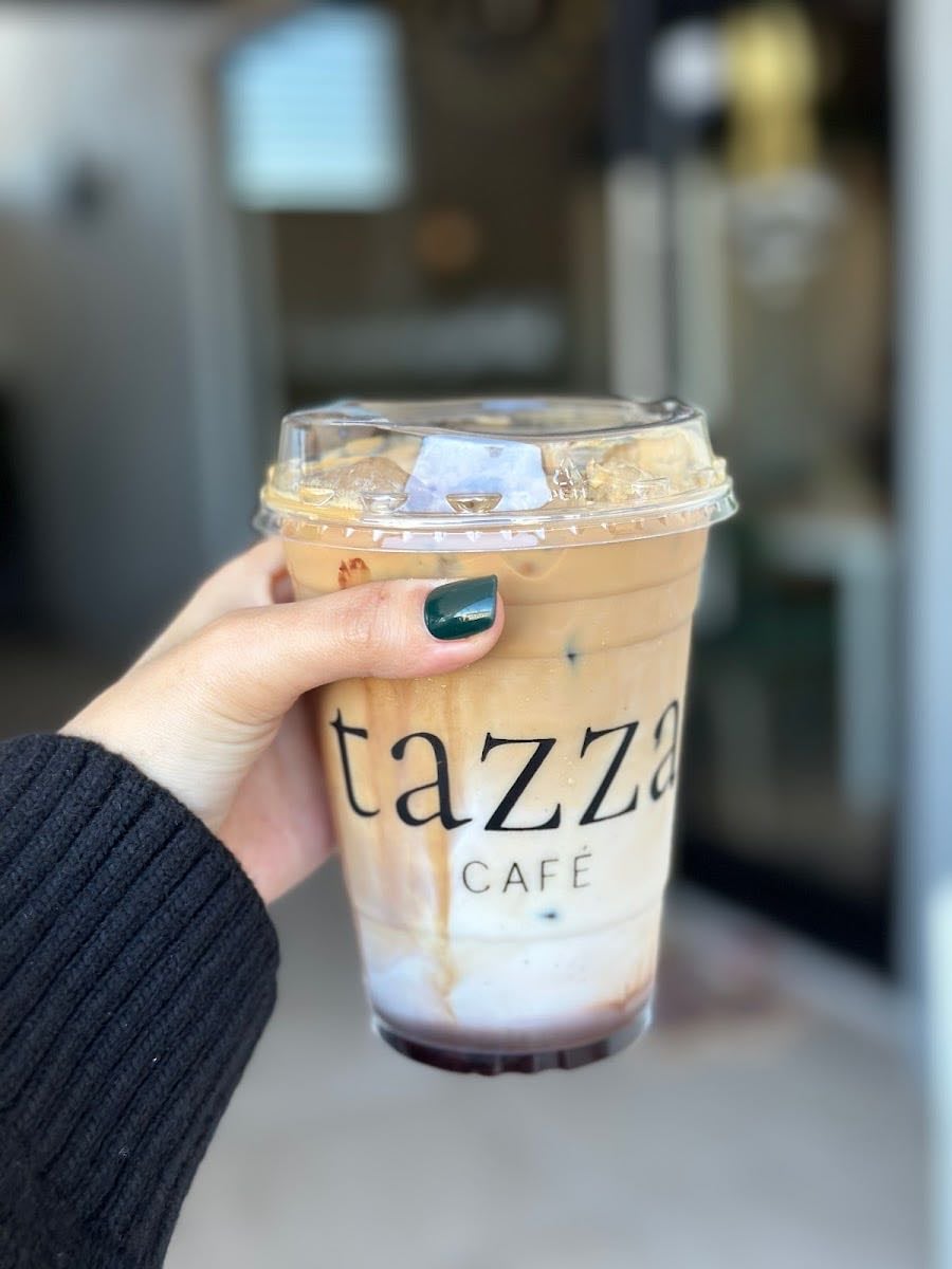 Tazza Café